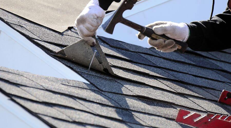 Professional gutter cleaning in Francisco, IN
